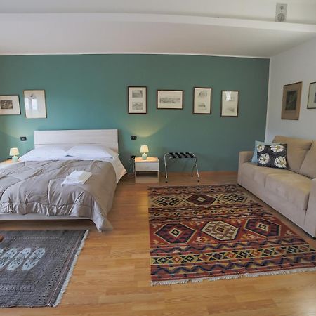 カストロヴィッラリ A Casa Di Sara Bed & Breakfast エクステリア 写真